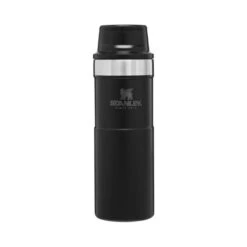 Stanley - Trigger-Action Travel Mug 0,47L -Nordis Camping Butik Stanley 46 0131 Trigger Action Travel Mug 0.47L black.w610.h610.fill