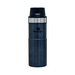 Stanley - Trigger-Action Travel Mug 0,47L -Nordis Camping Butik Stanley 46 0131 Trigger Action Travel Mug 0.47L nightfall.w610.h610.fill