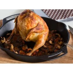 Petromax - Poultry Roaster Cf30 Kylling Holder -Nordis Camping Butik petromax pmcf30 cast iron poultry roaster 04.w610.h610.fill